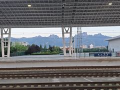 -华山北站