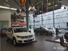 -上汽大众4S店(上海冠松店)