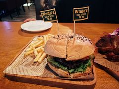 -味德西餐音乐酒吧 Wade's Bar&Grill