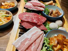 -明洞阿姨·韩式酱蟹烤肉·创意料理(三元桥店)