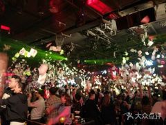 -HUNTING BAR亨霆鸡尾酒馆(越秀淘金店)