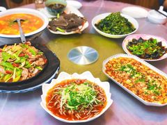 -洪霞餐馆