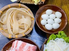 -乖嬢嬢重庆老火锅(南联店)