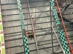 -极限PLAY运动娱乐新世界·团建派对潮玩休闲馆·室内蹦极高空游乐园
