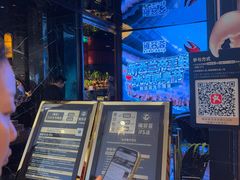 -雍容荟帝王蟹活龙虾展台自助(IFS黑金店)