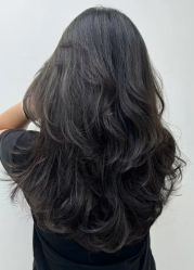 -虫二·专注健康烫染沙龙