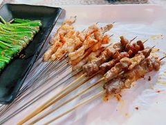 热气羊肉串-云晓光头烧烤吧(盛夏店)