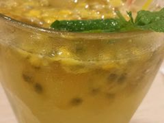 鲜橙百香果苏打-佰搭果·广式茶餐厅(西华路店)