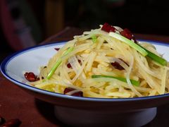 酸辣土豆丝-东泰祥生煎馆(重庆北路店)