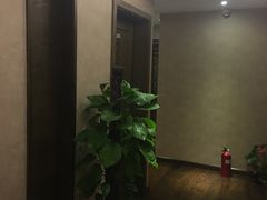 -中之润养生(都市路店)