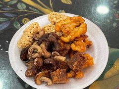 -泸沽肴(泸沽湖大洛水村农村信用社旁店)