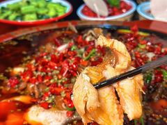 -烧哥美蛙肥肠鱼火锅·十五年社区店