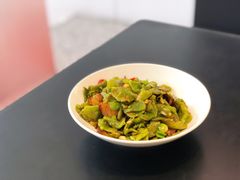 莴笋炒腊肉-渔芙南(三里屯店)