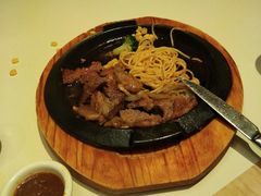 -菲滋意式休闲餐厅(北仑银泰城店)