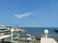 -北戴河碧螺塔海上酒吧公园