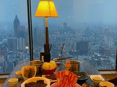 靠窗位-云中捞高空旋转餐厅(商茂世纪广场店)