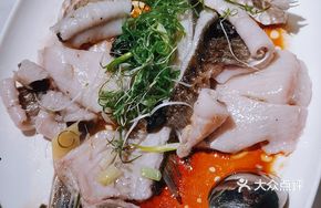 Braised Fish with Olive Pieces