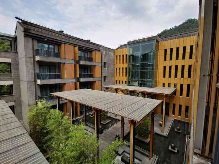 重庆南温泉丽筠酒店-"春节单位不允许离开大重庆,于是我选择除夕.