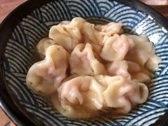 虾肉小馄饨-王家沙点心店(南京西路总店)