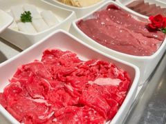 -海底捞火锅鲜切牛肉主题店(长寿路店)