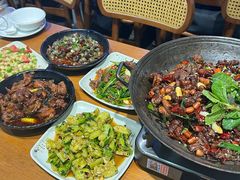 -干老庆贵州留一手烤鱼·地摊火锅(财经大学店)