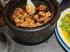 -万重锦·人文川菜馆(骡马市店)