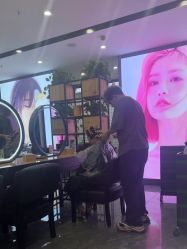 -藤野造型烫染·漂发