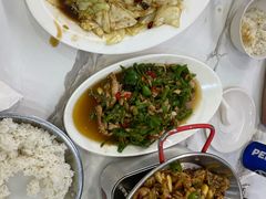 -江城燕子大排档(江汉路步行街店)