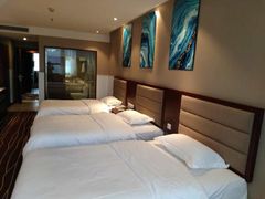 -怡华威斯达酒店(重庆医科大学附属儿童医院店)