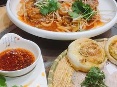 -达吾手抓美食城总部(义乌店)
