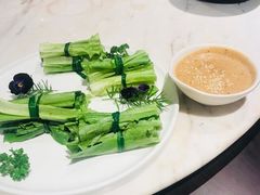 -稻鲜记潮汕砂锅粥