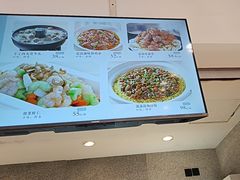 -赶海部落海鲜城(海阳路店)