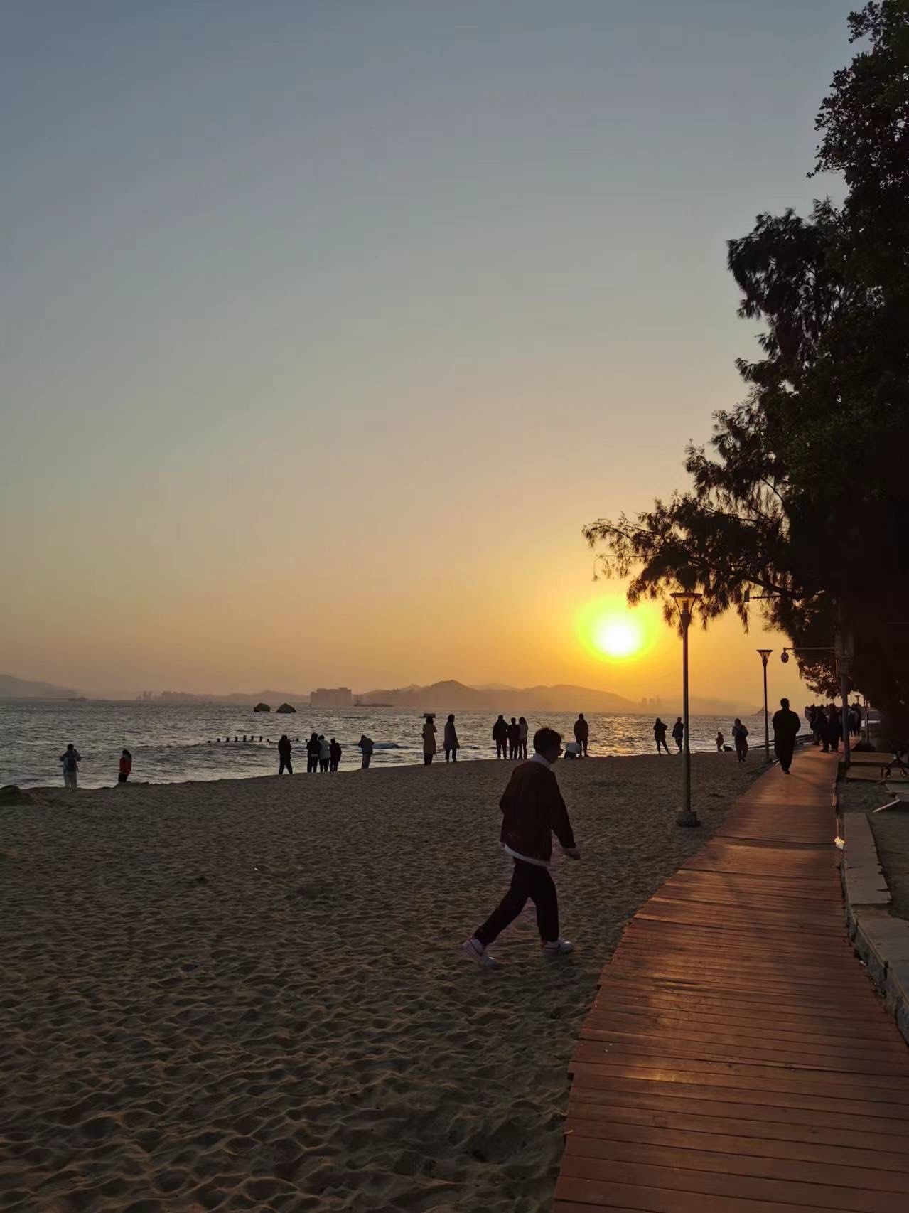 天气好的时候,椰风寨的景色简直无敌了,夕