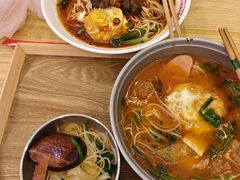 -犟一碗双椒鸡面(得意世界店)