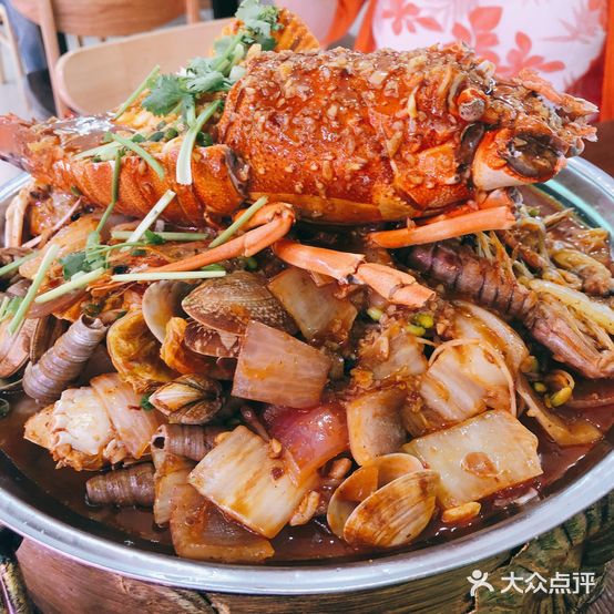 解放路美食城