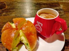 -HIGH FIVE哈福手工汉堡(桂林路店)