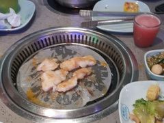 -金滏山烤肉·海鲜·火锅自助餐厅(襄阳万达店)