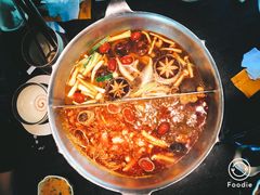 -湊湊火锅·茶憩(新中关购物中心店)