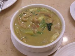 黄咖喱鸡-荷花泰菜(东方新天地店)