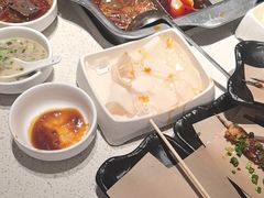 -海底捞火锅(杭州庆春路夜宵主题店)