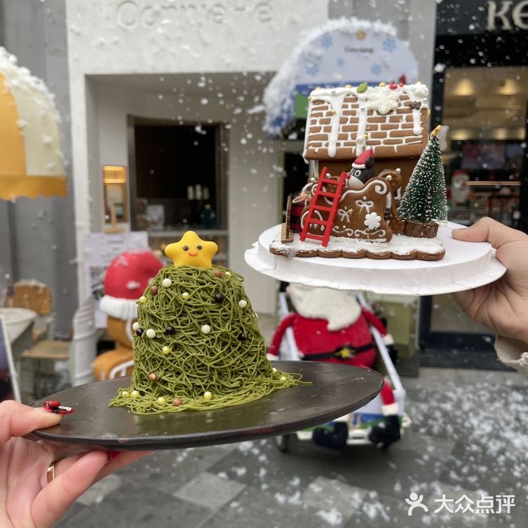 武汉花园道下雪啦！圣诞浓度100000%
