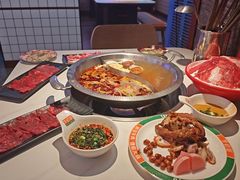 -李姑婆鲜切牛肉火锅自助(凤城二路店)