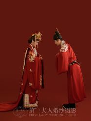 -第一夫人婚纱摄影(南京店)
