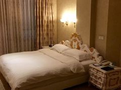 -雅戈尔富宫大酒店(观前街店)