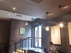 大堂-星巴克臻选(南京金茂览秀城店)