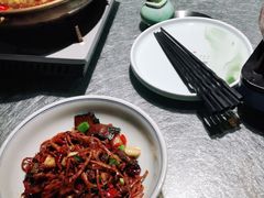 -沅江水·湖南家宴(南村万博长隆商圈店)