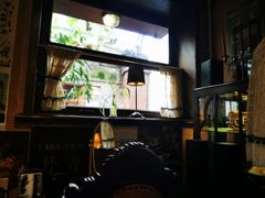 靠窗位-古董花园(思南路42弄小区店)