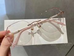-爱视眸Eyeblling眼镜·依视路·蔡司镜片折扣店(百联南方商城购物中心)