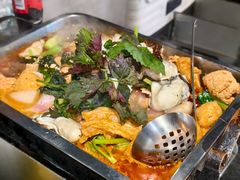 -后街佬·炭火鲜鱼杂(南城店)