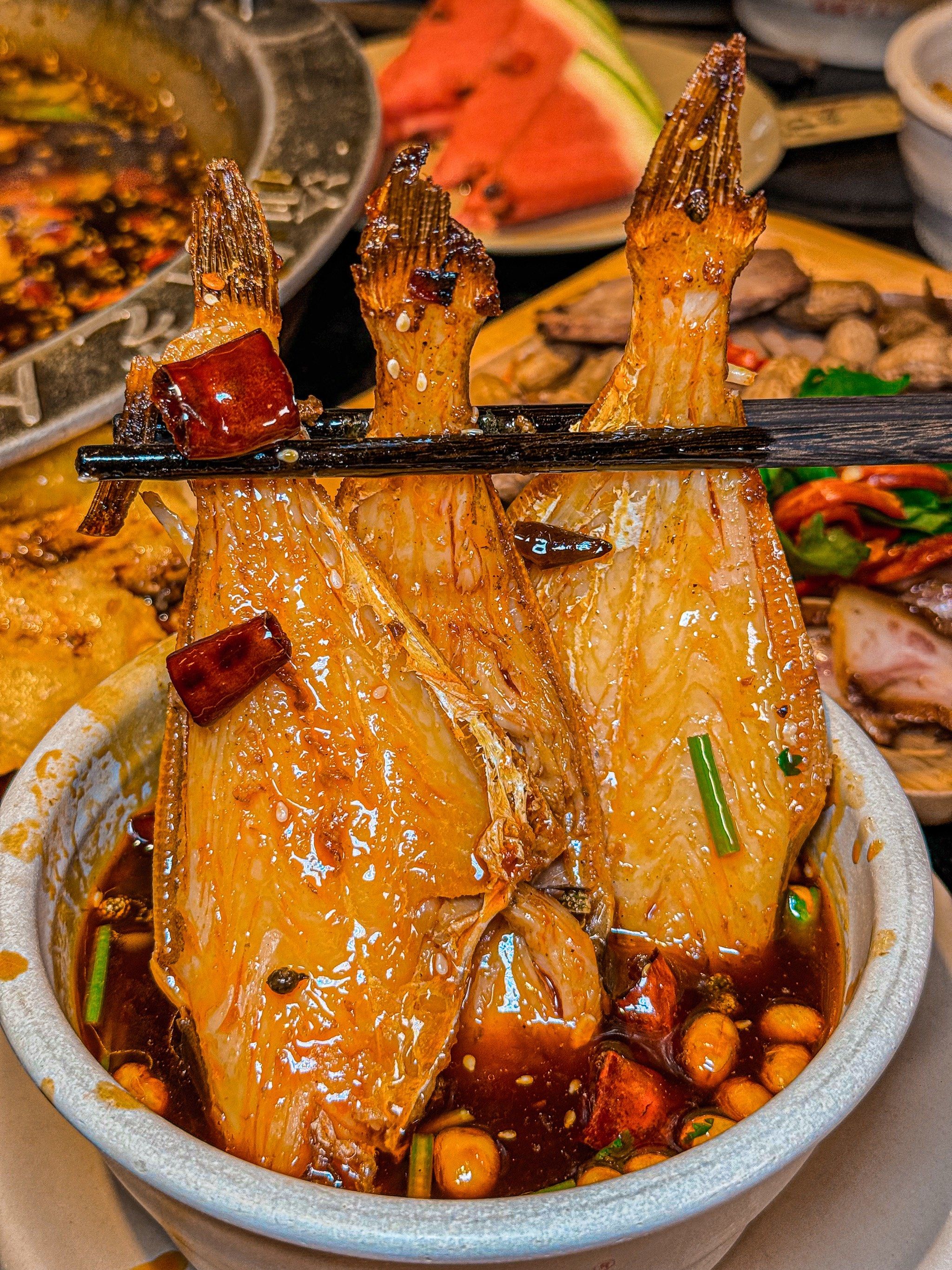 不愧是重庆耗儿鱼火锅界翘首